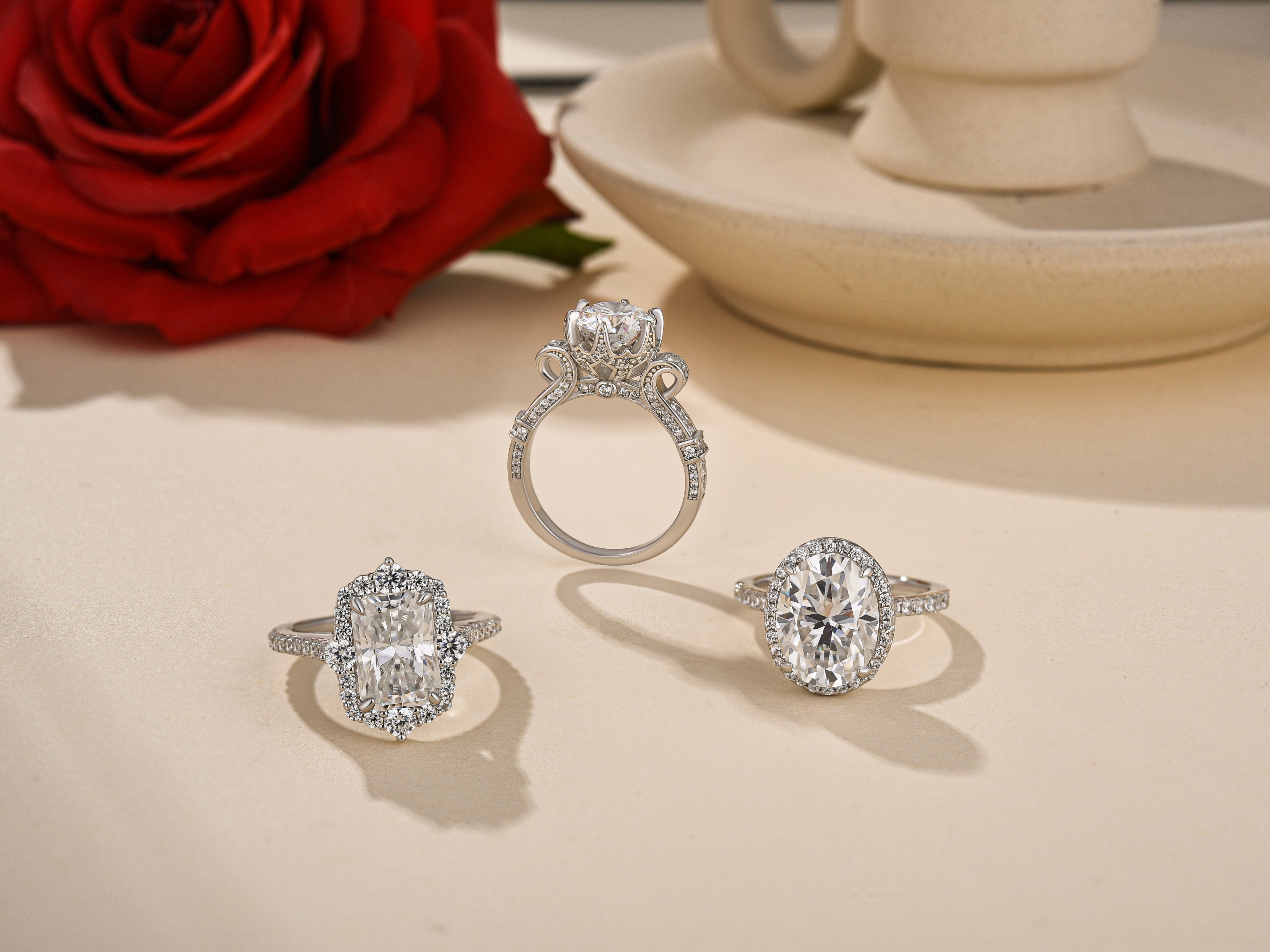 Moissanite vs Diamond: Which Engagement Ring Is Right for You?
