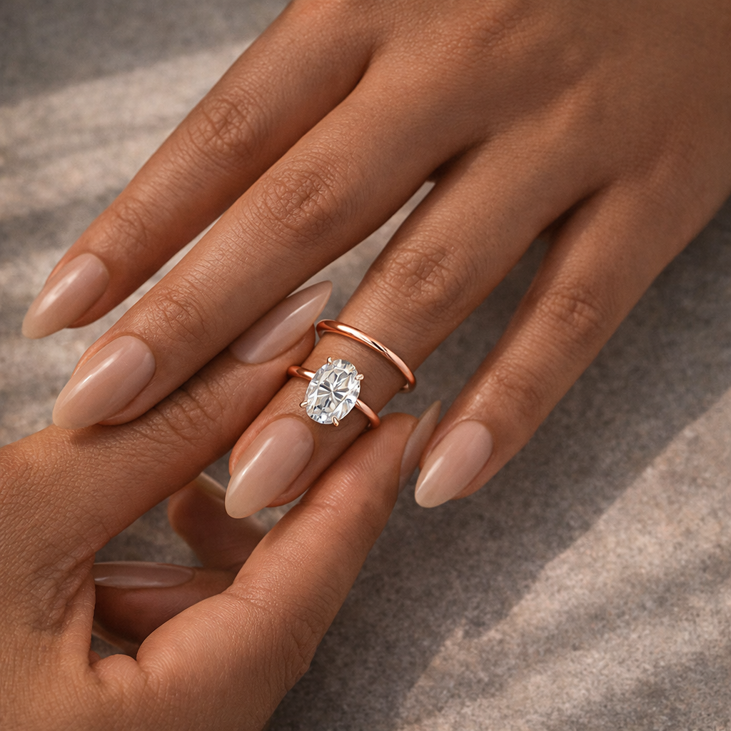 S925 Moissanite 4.0Ct Solitaire Oval Cut Engagement Ring with Plain Wedding Band
