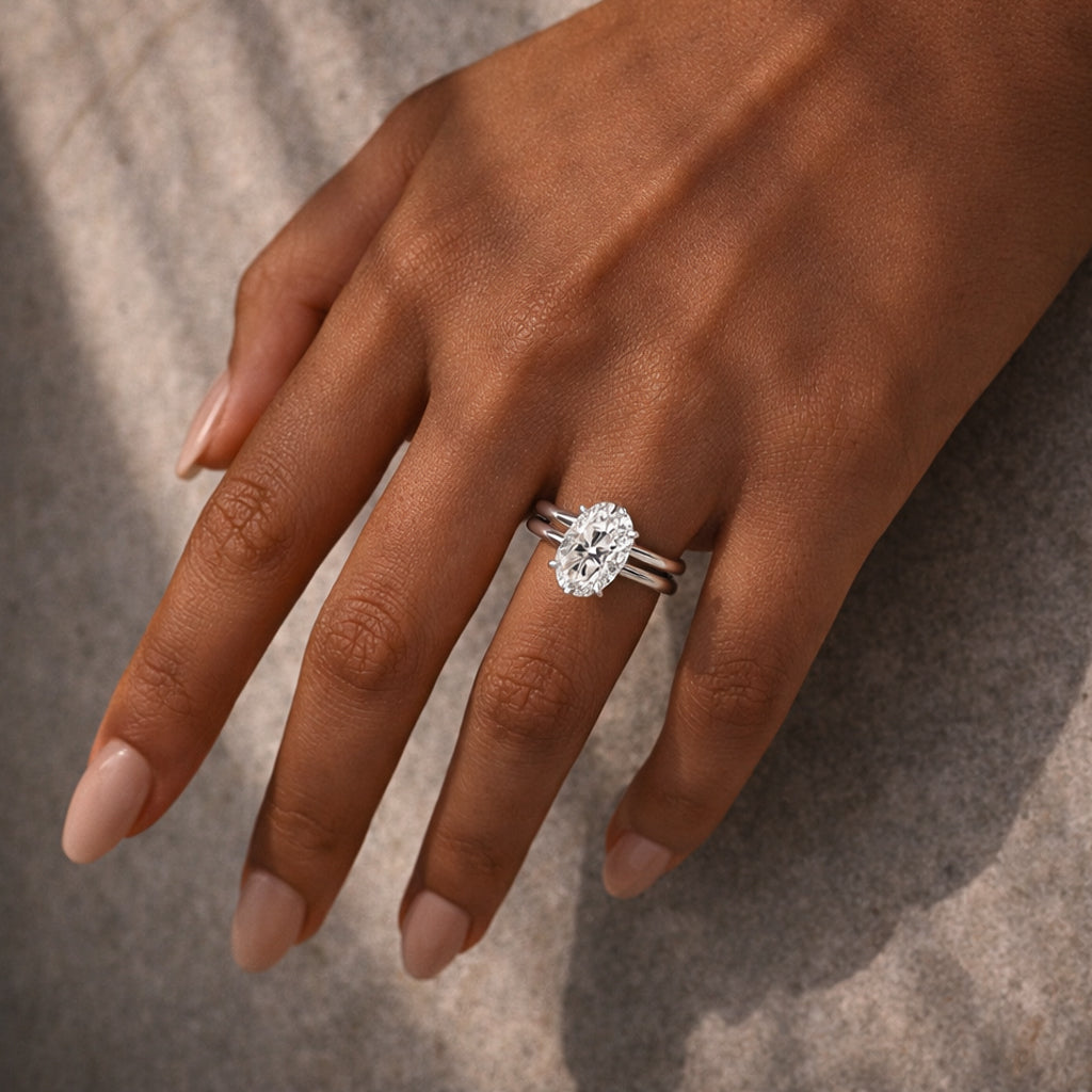 S925 Moissanite 4.0Ct Solitaire Oval Cut Engagement Ring with Plain Wedding Band
