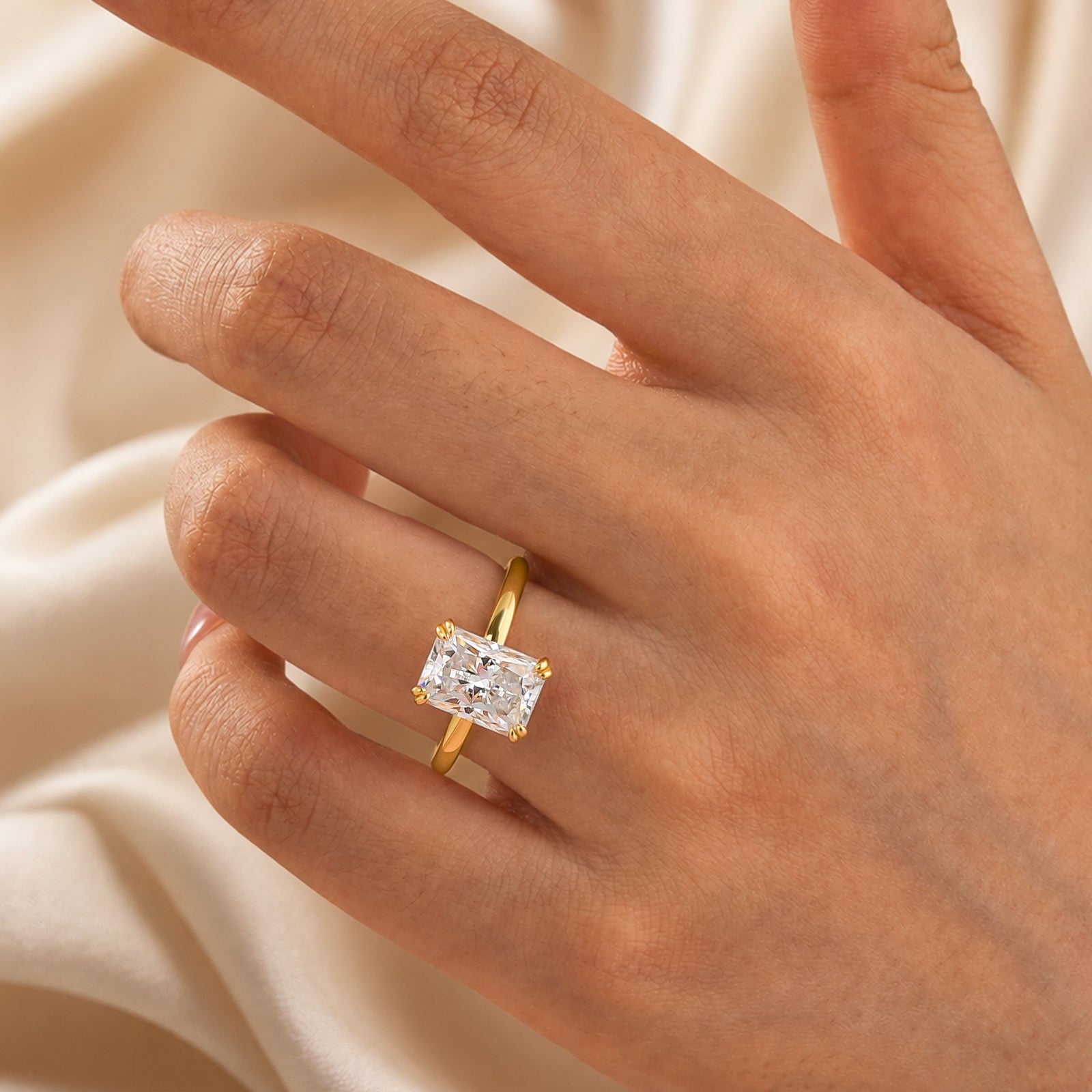 S925 Moissanite 3.5Ct Radiant Cut Hidden Halo Engagement Ring Gold Plated Promise Ring For Women