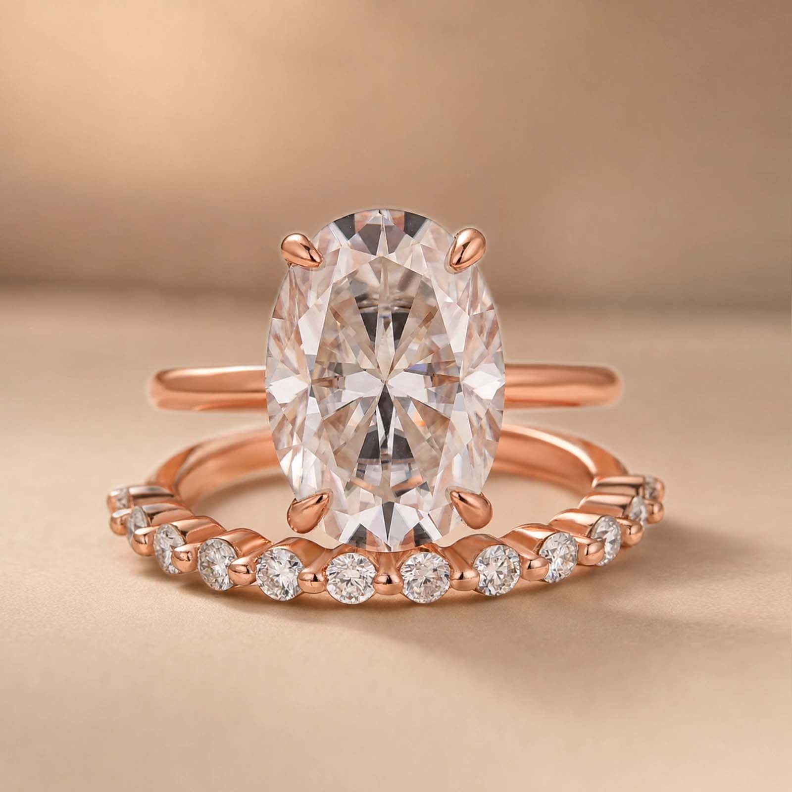 S925 Moissanite 5.5Ct Oval Cut Gold Plated Wedding Ring Set With Round Cut Wedding Band