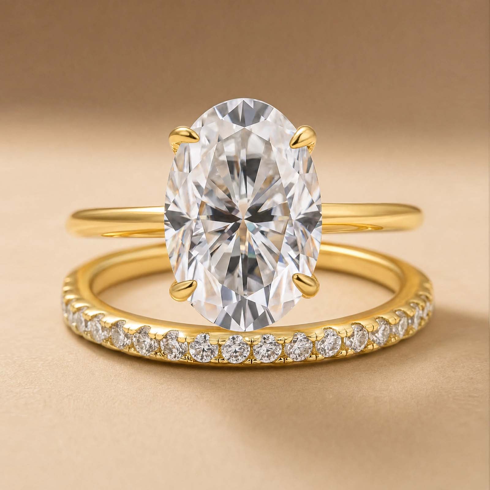 S925 Moissanite 4.0 Ct Hidden Halo Solitaire Oval Cut Gold Plated Wedding Ring