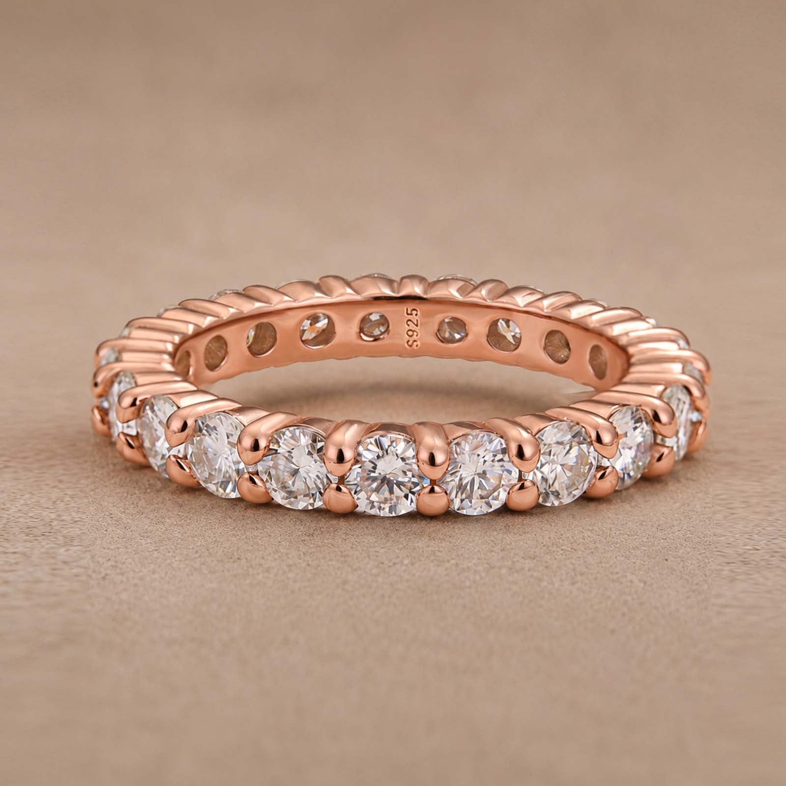 S925 Moissanite 2.5 Ct 18K Gold Plated Round Cut Women's Wedding Band Stackable Band