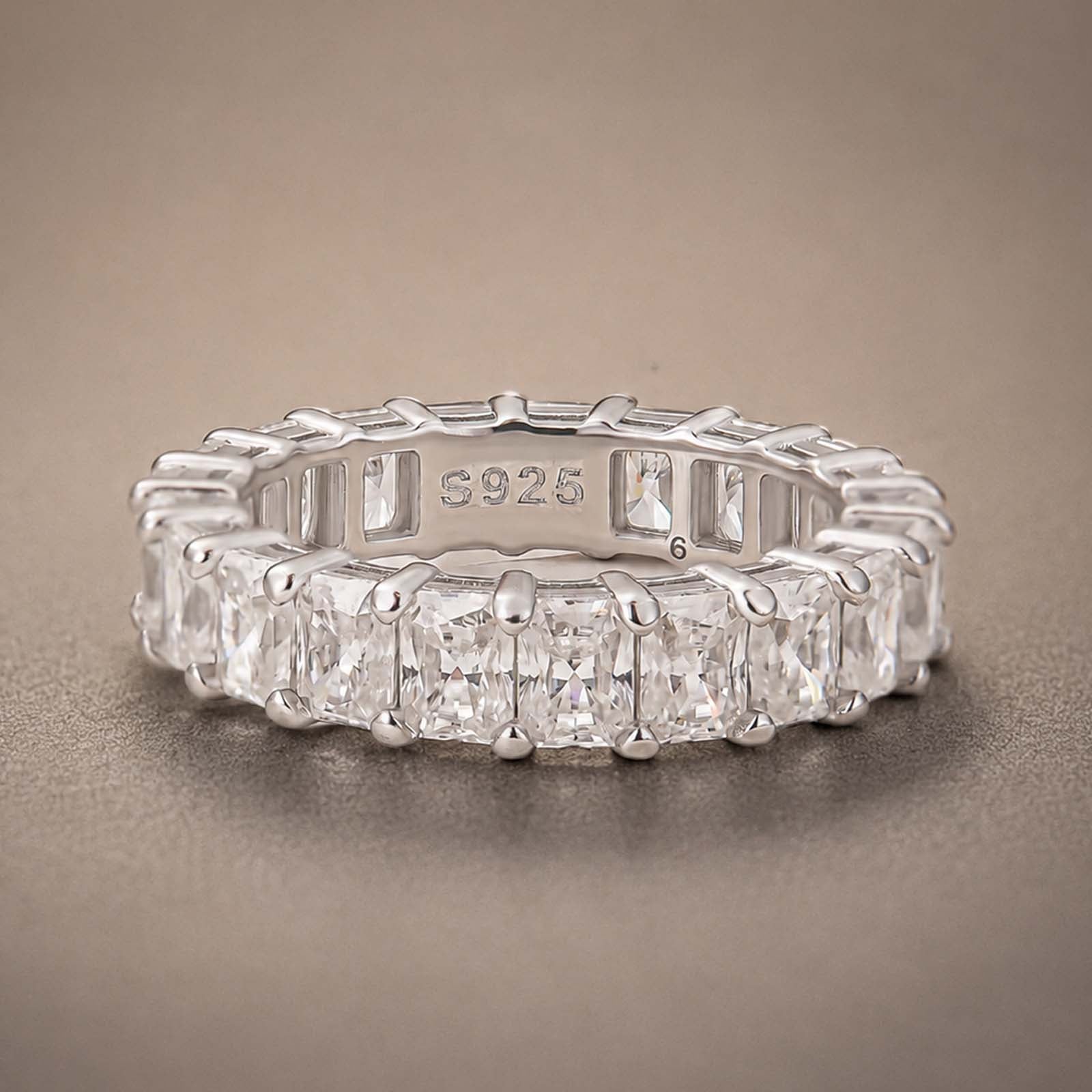 S925 Moissanite 3.5Ct Radiant Cut Full Eternity Wedding Band Stackable Statement Ring For Her