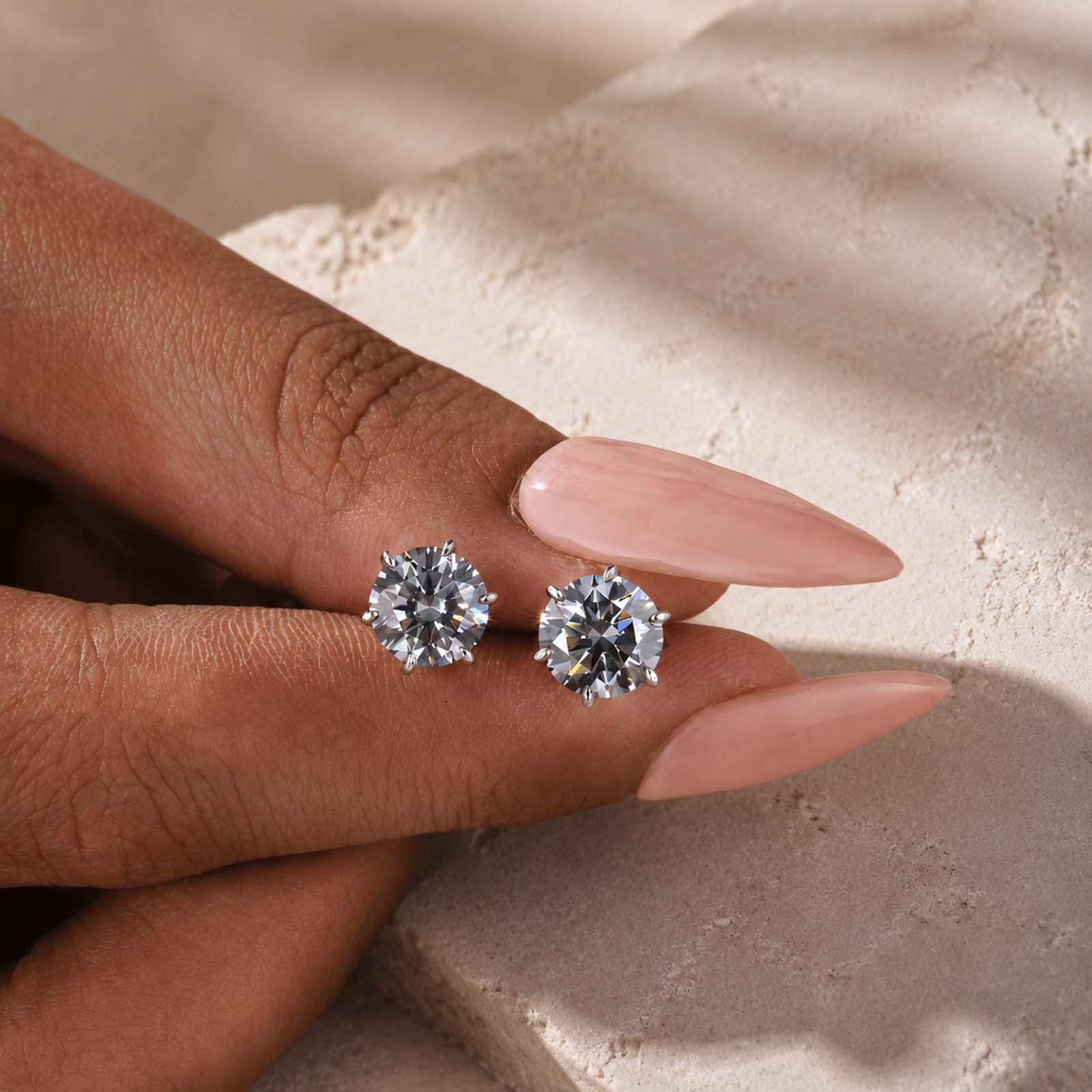 S925 Moissanite 2.0Ct Round Cut Green/Gray/White Stone 6 Prong Stud Earrings In Sterling Silver