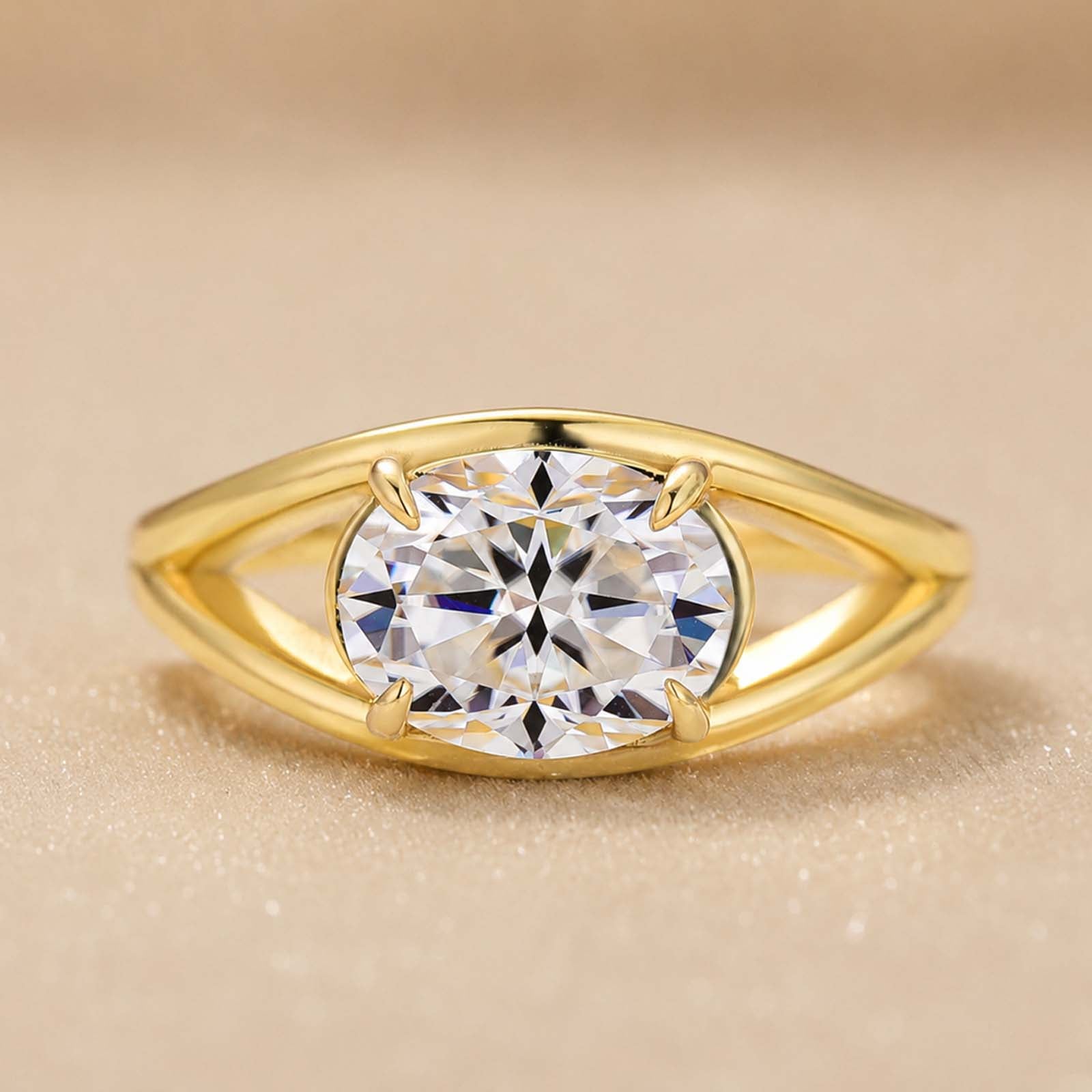 S925 Moissanite 2.0Ct Oval Cut Open Split Shank Delicate Promise Ring