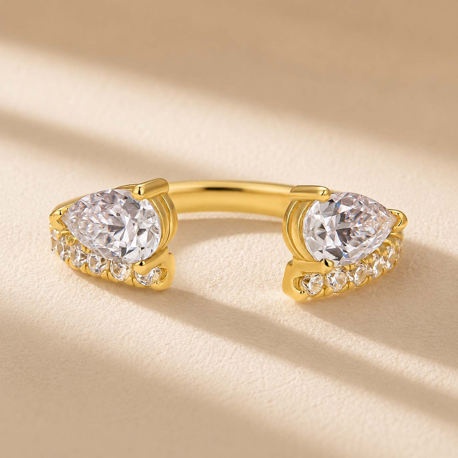 S925 Moissanite 1.0Ct Pear Cut Gold Plated Open Wedding Band In Sterling Silver