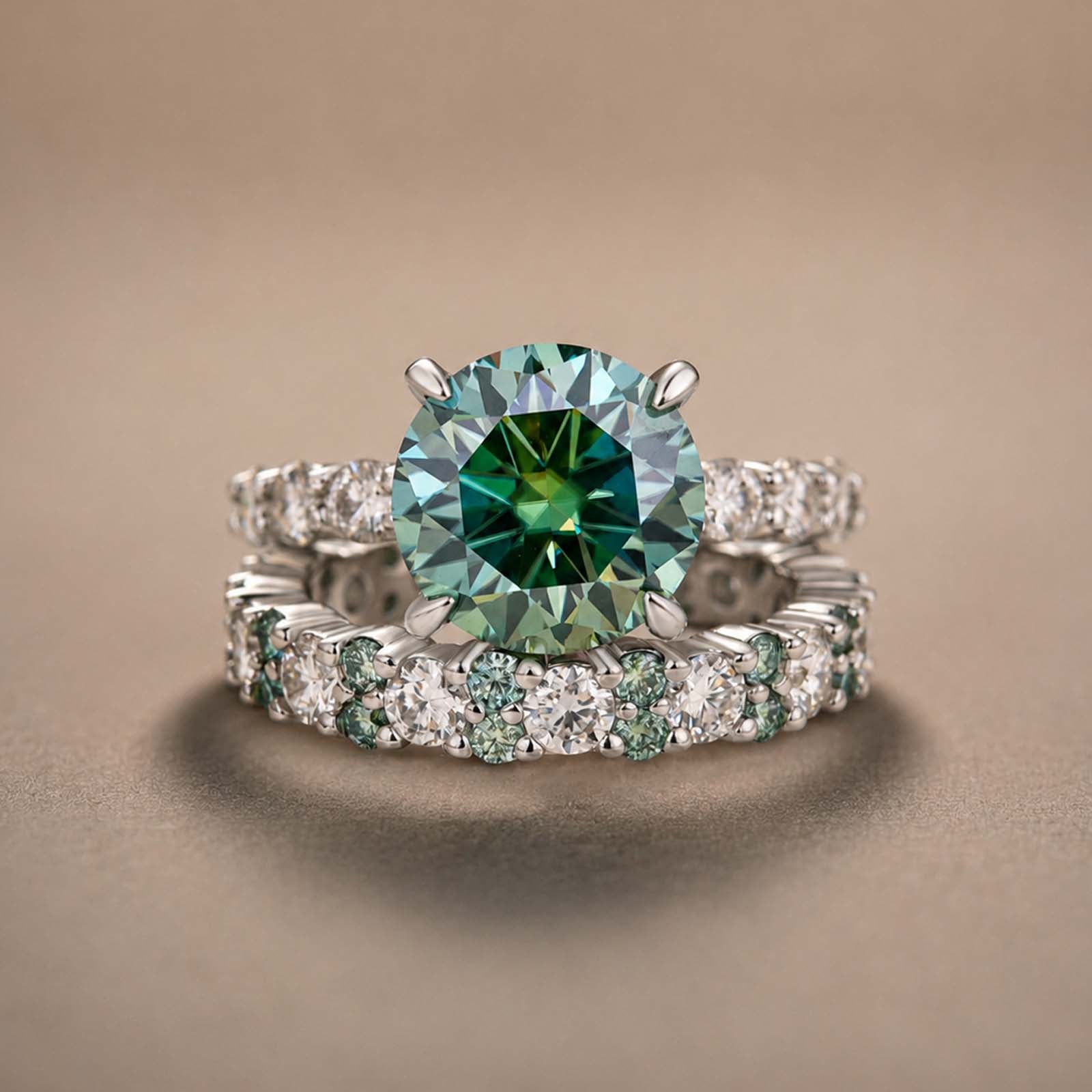 S925 Moissanite 4.0Ct Round Cut Two-Tone Band Bridal Ring Set For Daily Wear