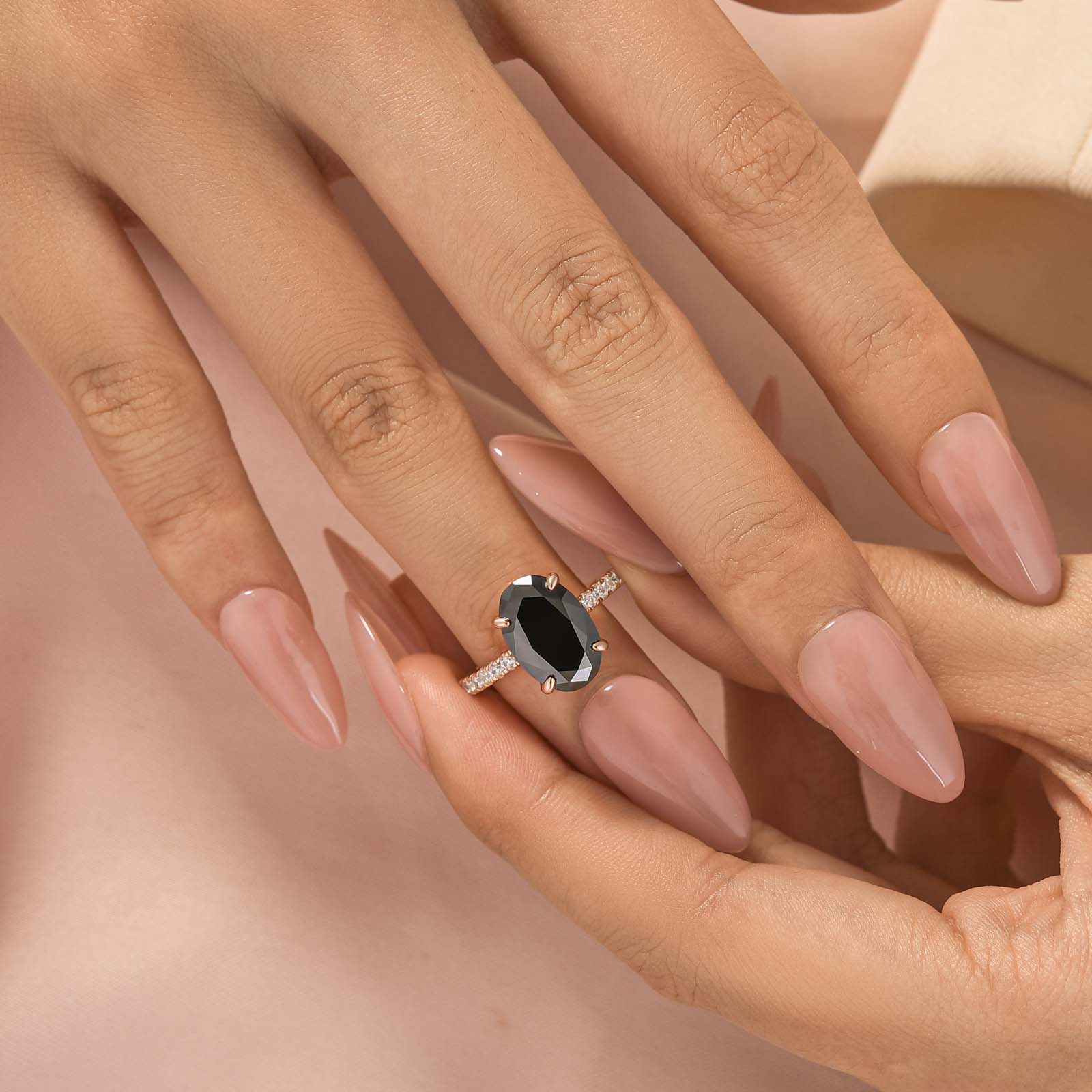 S925 Moissanite 4.0 Ct Oval Cut Pavé White/Black Stone Engagement Ring For Women Everyday Wear