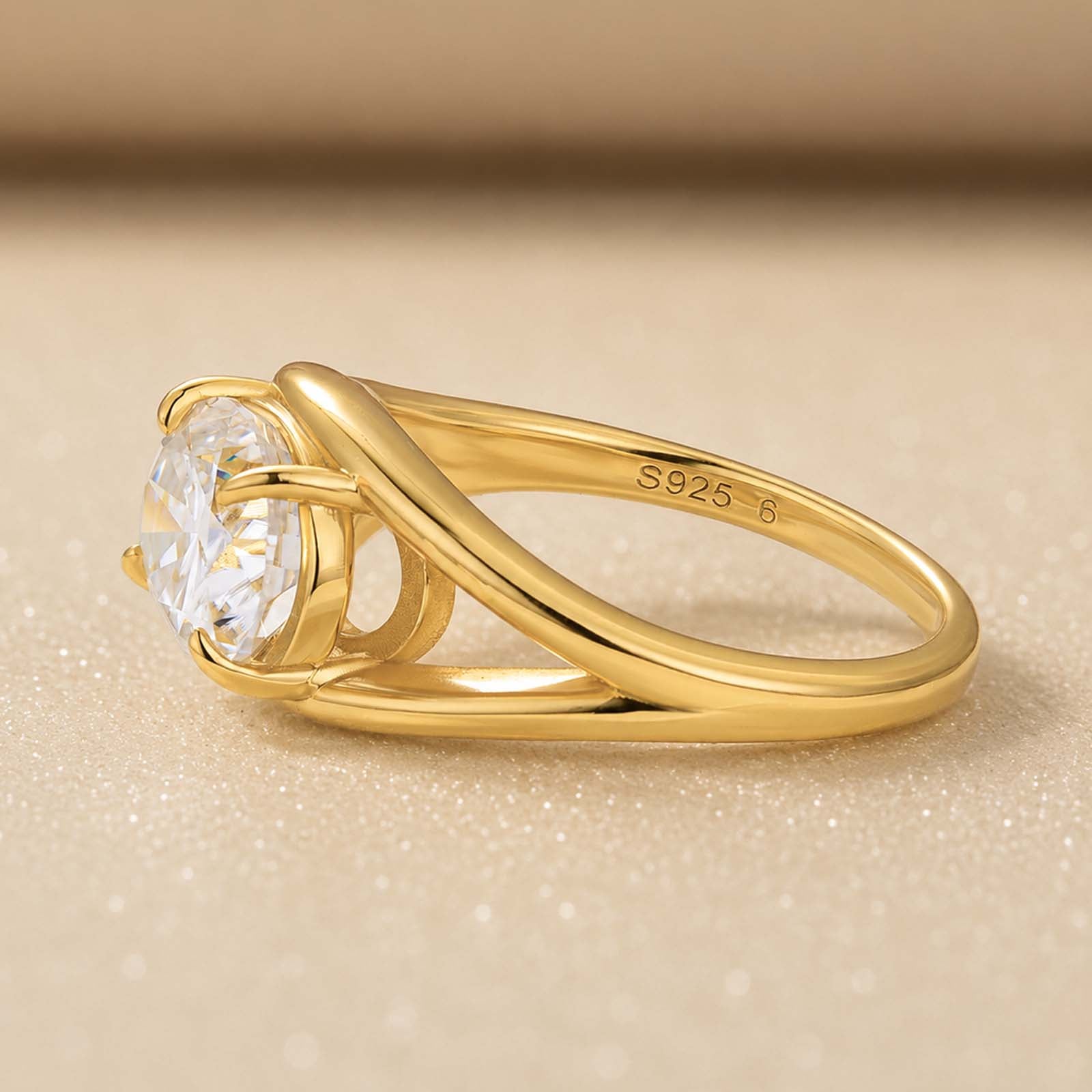 S925 Moissanite 2.0Ct Oval Cut Open Split Shank Delicate Promise Ring