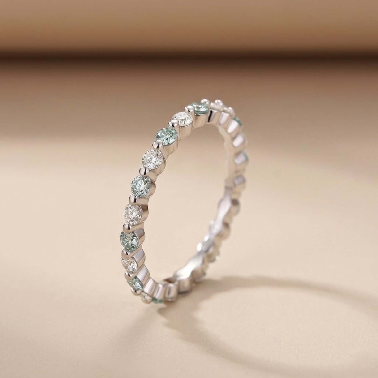 S925 Moissanite 0.858Ct Round Cut Mint Green & White Stone Half Eternity Wedding Band