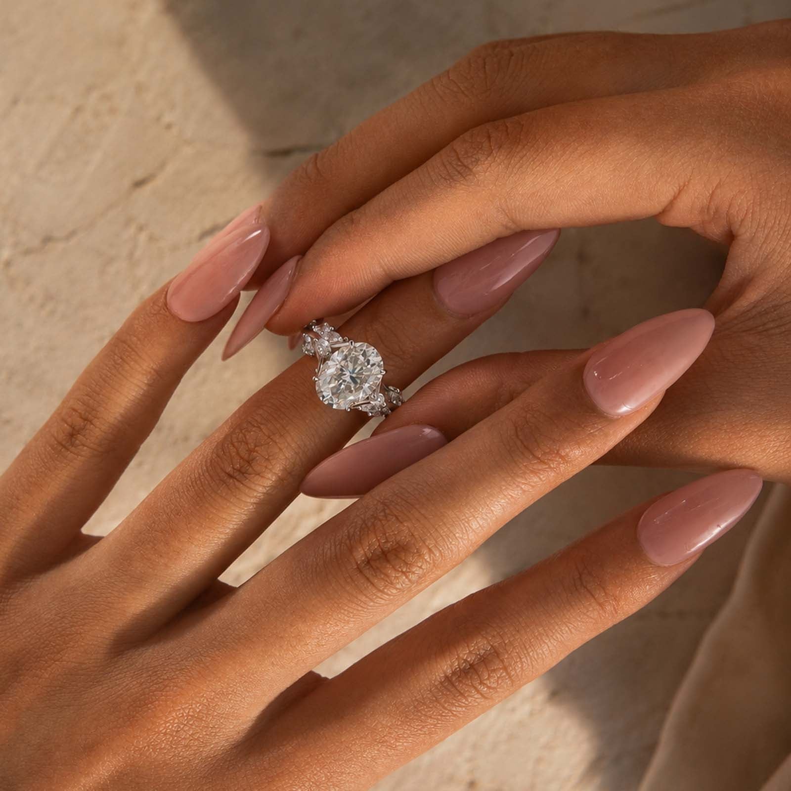 S925 Moissanite 3.0Ct Oval Cut Side Stone Twist Nature-Inspired Engagement Ring In Sterling Silver