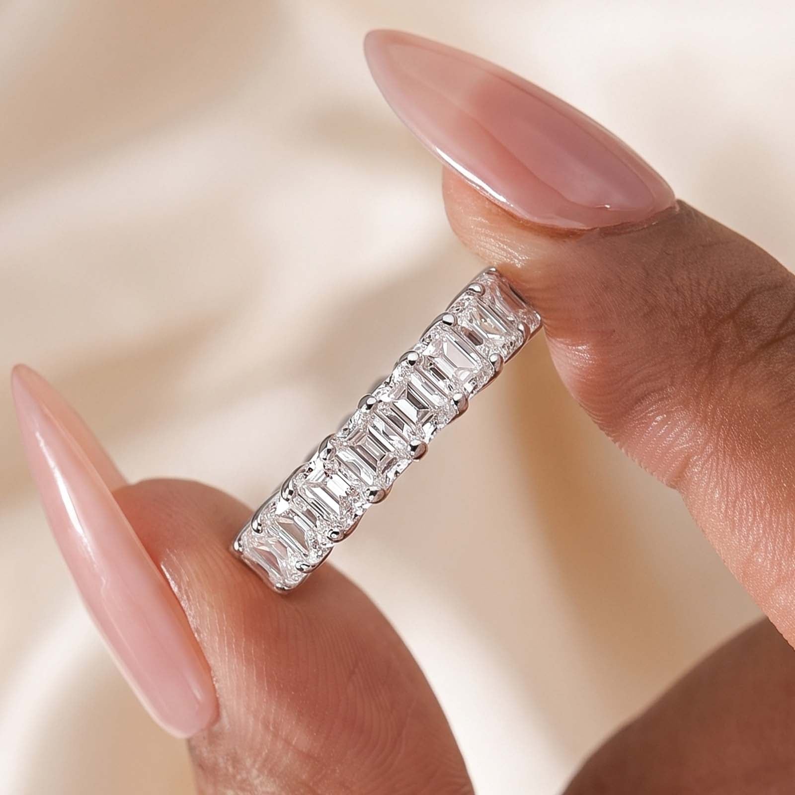 S925 Moissanite 3.5Ct Radiant Cut Full Eternity Wedding Band Stackable Statement Ring For Her
