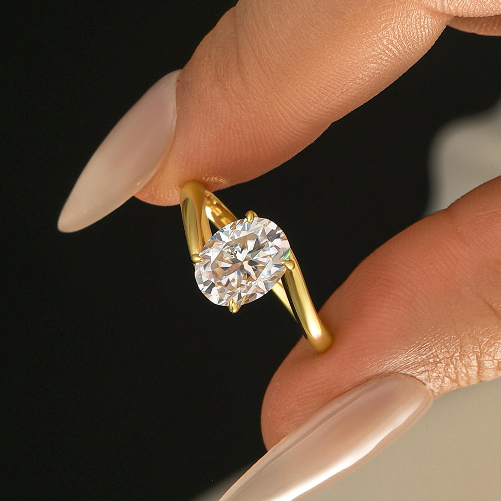 S925 Moissanite 2.0 Ct Oval Cut Solitaire Engagement Ring In 925 Sterling Silver
