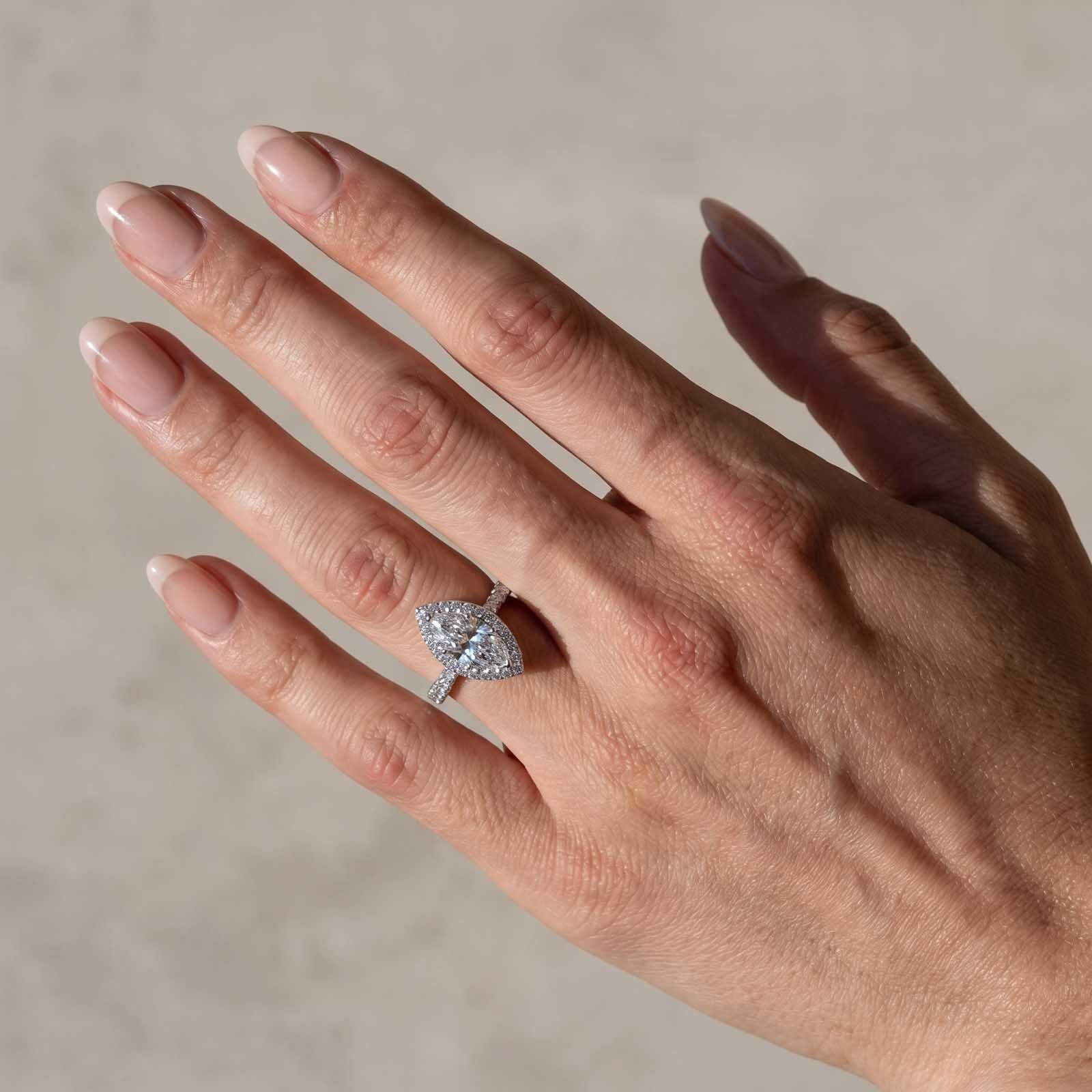 S925 Moissanite 3 Ct White Marquise Cut Halo Engagement Ring 925 Sterling Silver Promise Ring For Women