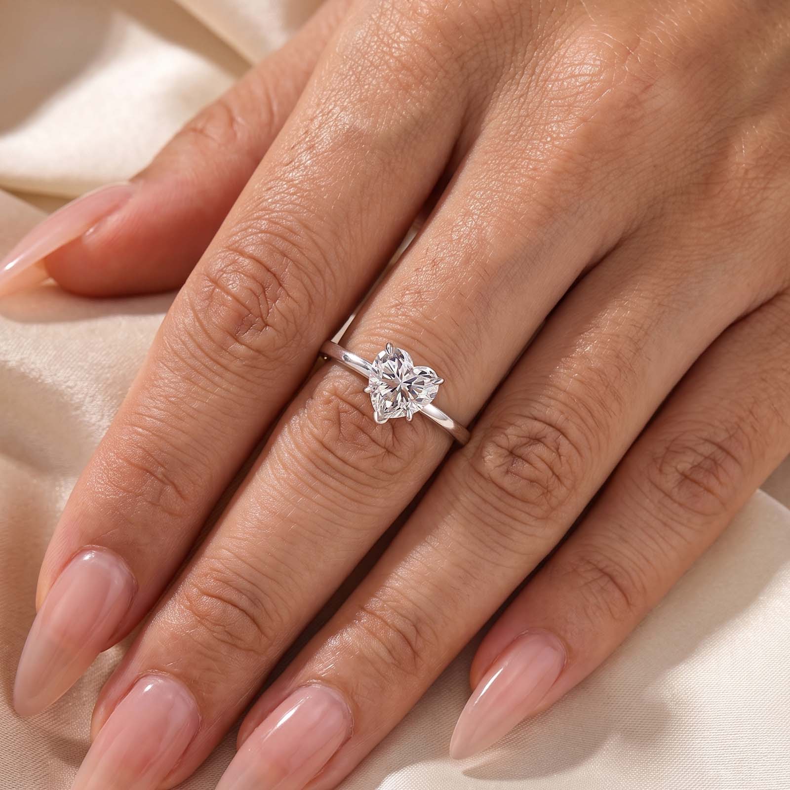 S925 Moissanite 1.0Ct Heart Cut Solitaire Promise Ring Daily Wearable Ring For Date Nights