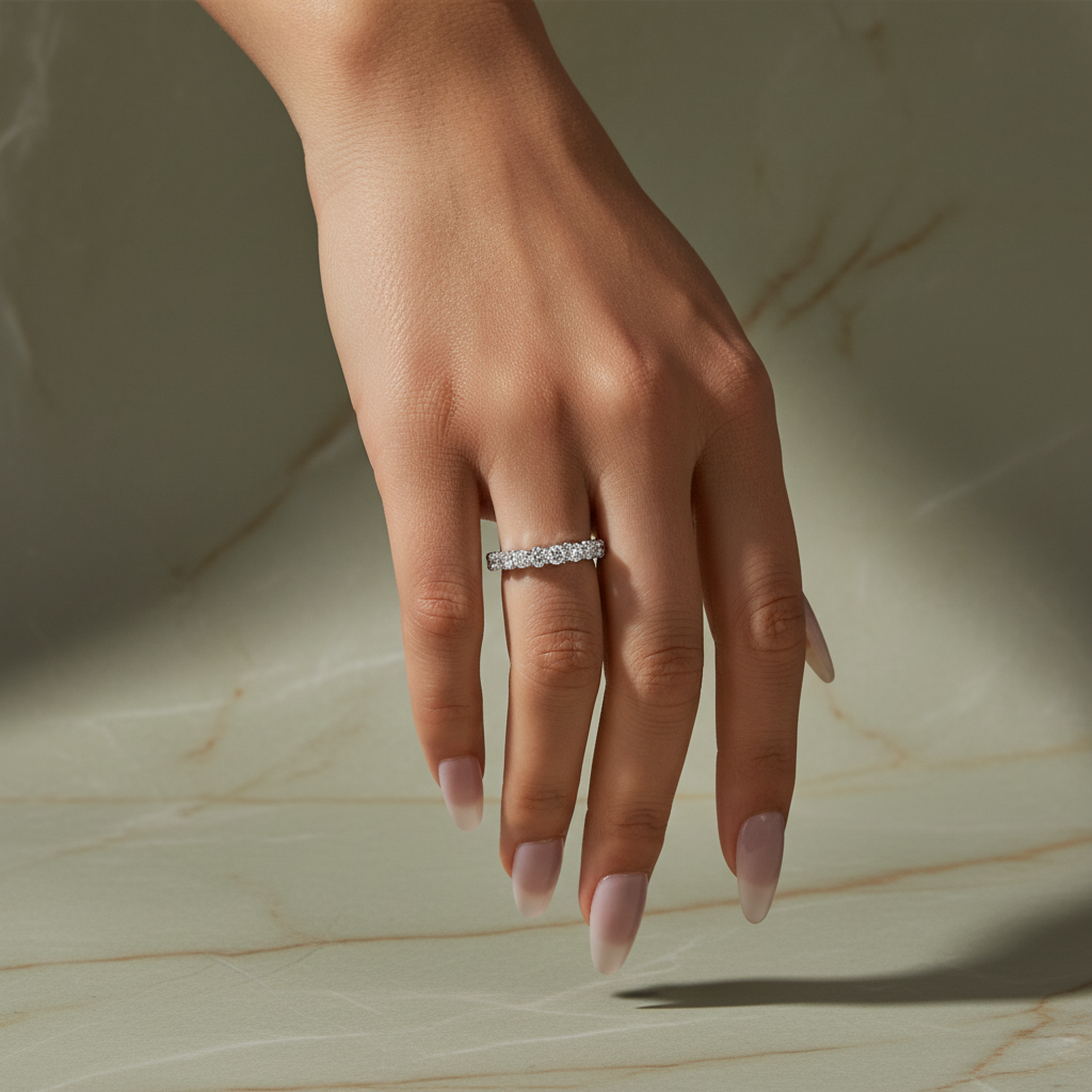 Moissanite 2.5 Ct Round Cut Women's Wedding Band