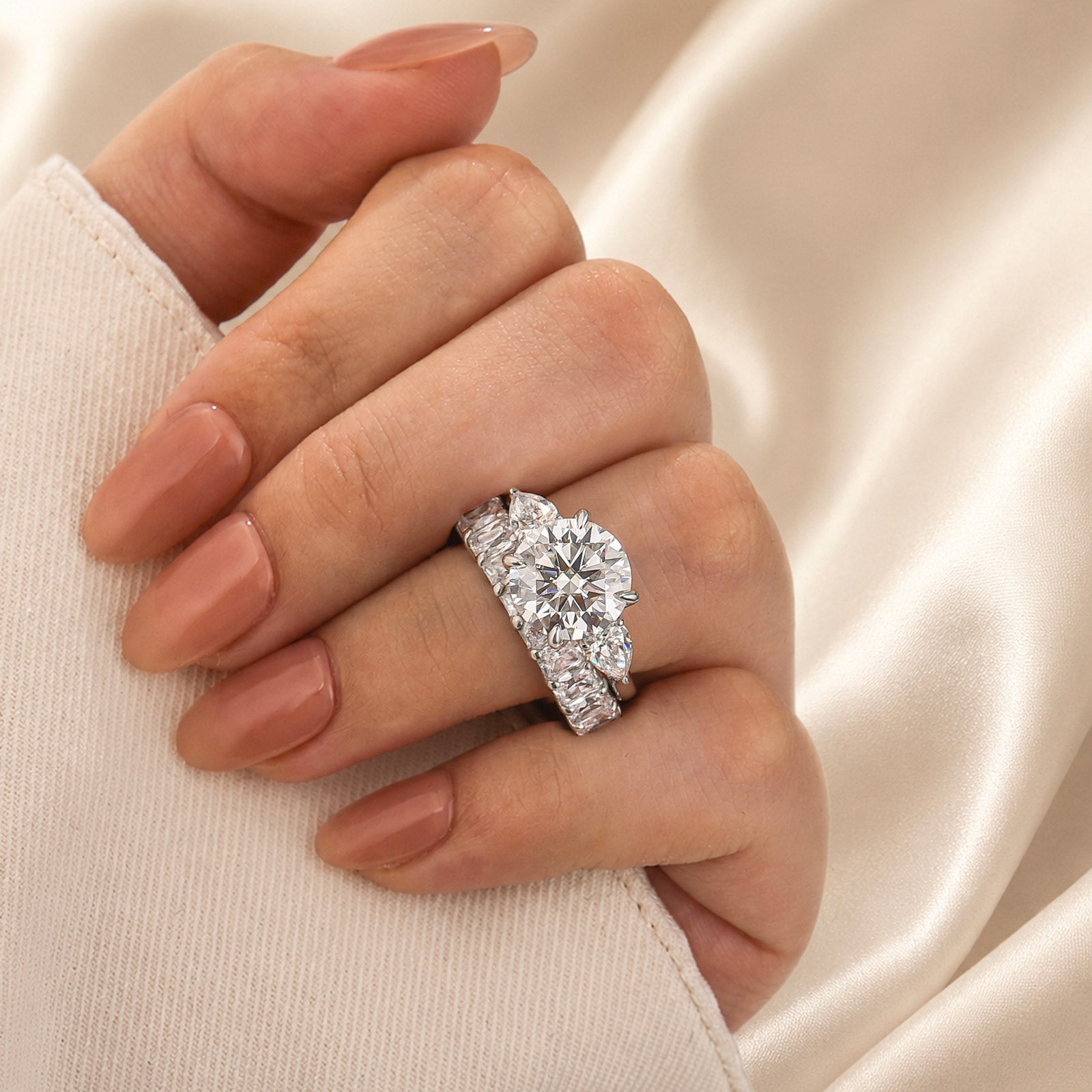 S925 Moissanite 4.0Ct Round Cut Three Stone Stackable Statement Wedding Ring Set Travel Rings