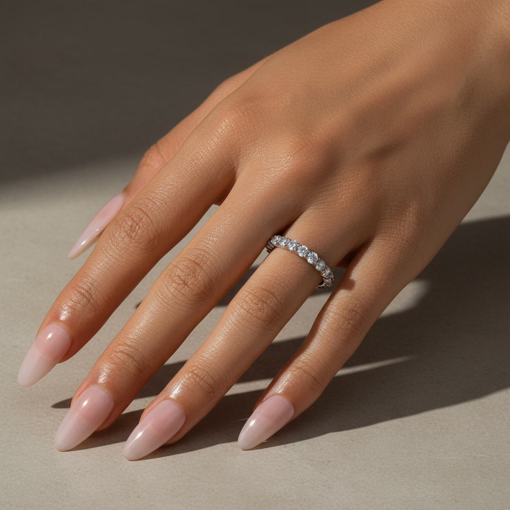 Moissanite 2.5 Ct Round Cut Women's Wedding Band