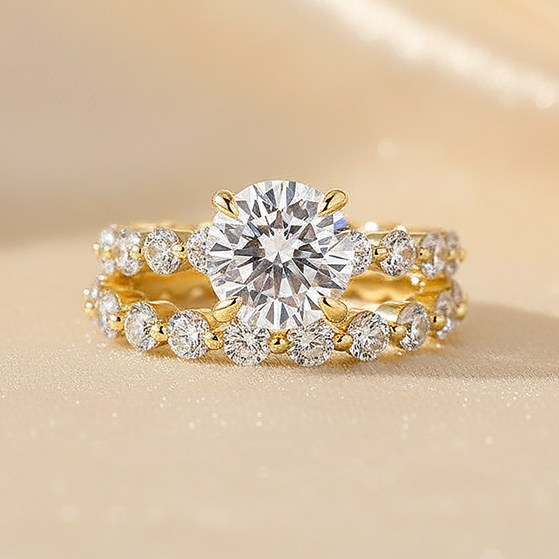 S925 Moissanite 2.0 Ct Round Cut Yellow Gold Wedding Ring Set With Eternity Wedding Band
