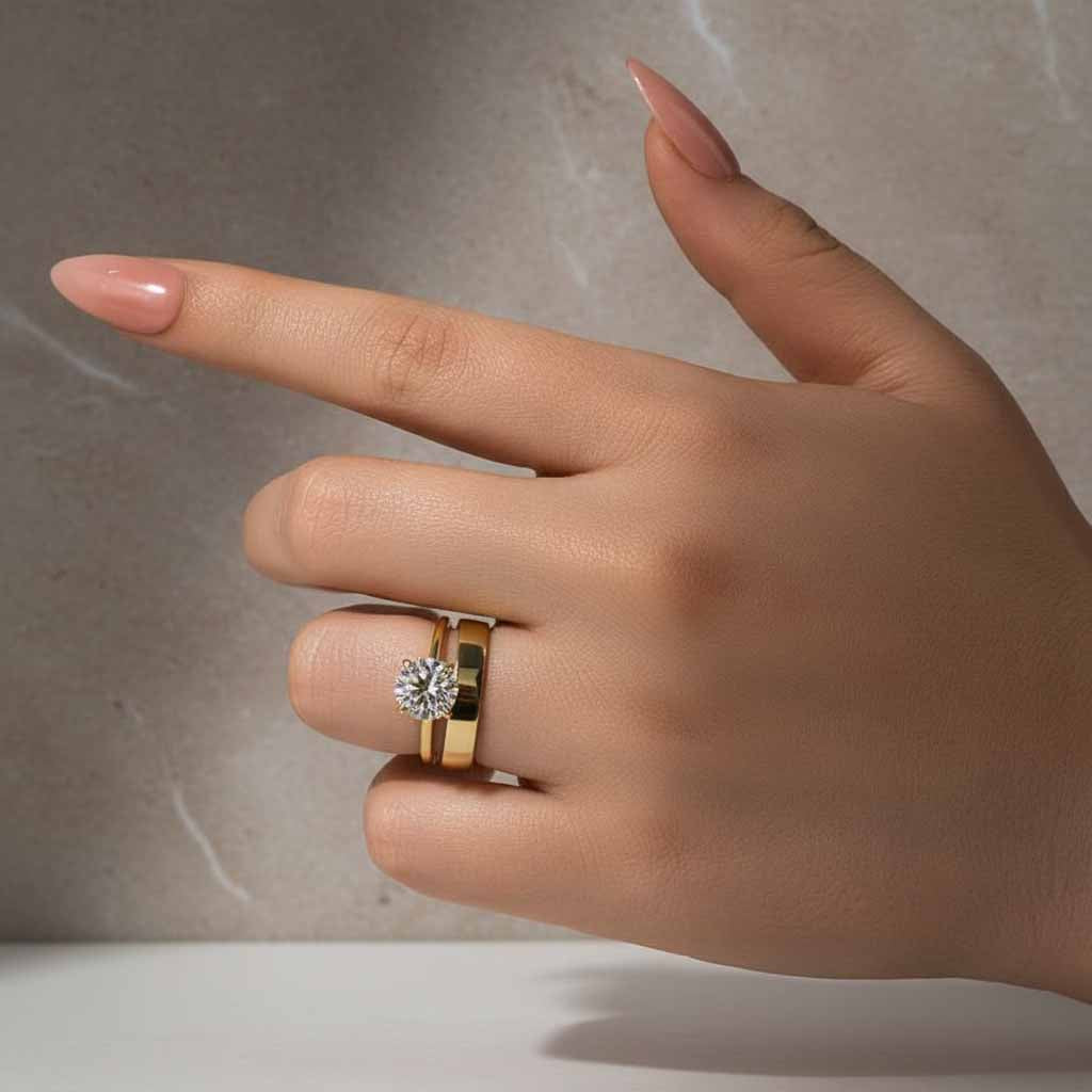 Gelovely Moissanite 2.0 Ct Round Cut Yellow Gold Wedding Ring Set with Wide Band