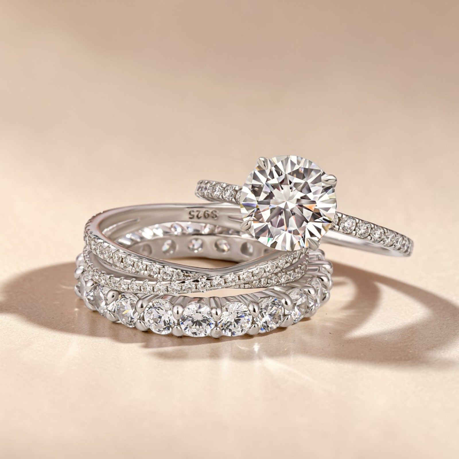 2.0 Ct Round Cut Moissanite Diamond Wedding Ring with Twist Bands