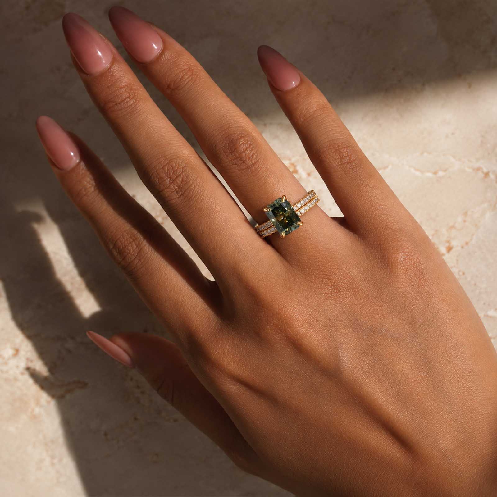 S925 Moissanite 3.5 Ct Radiant Cut Ring Set Green Stone Stackable Rings In Sterling Silver