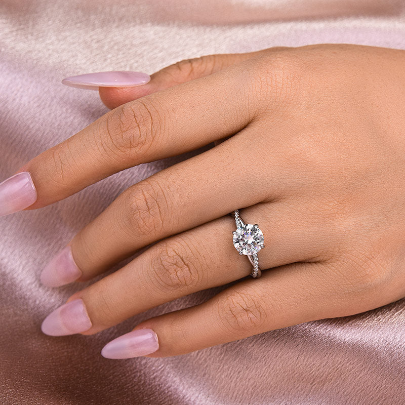 Gelovely Moissanite 1.2Ct/2.0 Ct Round Cut Twist White Gold Pave Promise Bridal Ring