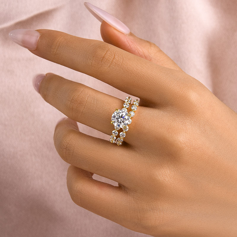 S925 Moissanite 2.0 Ct Round Cut Yellow Gold Wedding Ring Set With Eternity Wedding Band