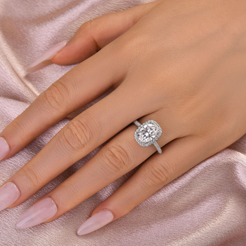 Gelovely Moissanite 2.5 Ct Halo Oval Cut Promise Ring For Women