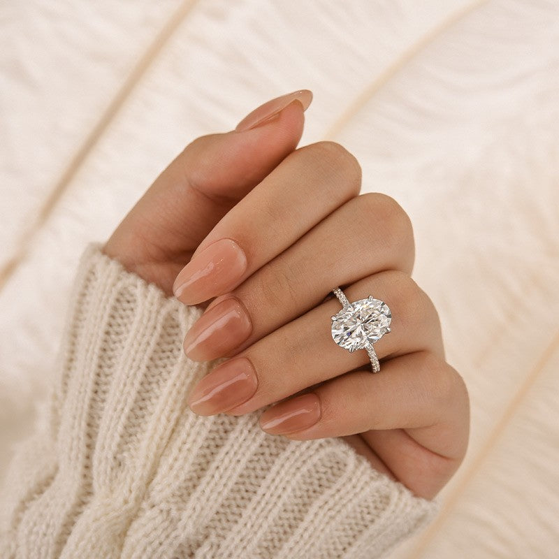 S925 Moissanite 2.0 Ct~5.5 Ct Pavé Oval Cut Engagement Rings Stackable Ring For Women