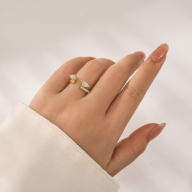 S925 Moissanite 1.0Ct Pear Cut Gold Plated Open Wedding Band In Sterling Silver