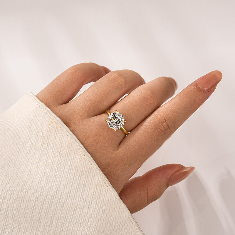 Gelovely Moissanite 2.0 Ct ~4.0Ct Round Cut Yellow Gold Promise Ring