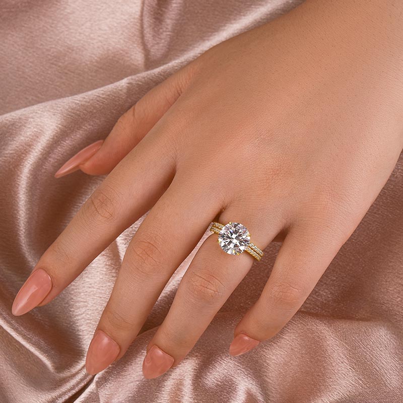 Gelovely Moissanite 4.0 Ct Round Cut Yellow Gold Wedding Ring Set