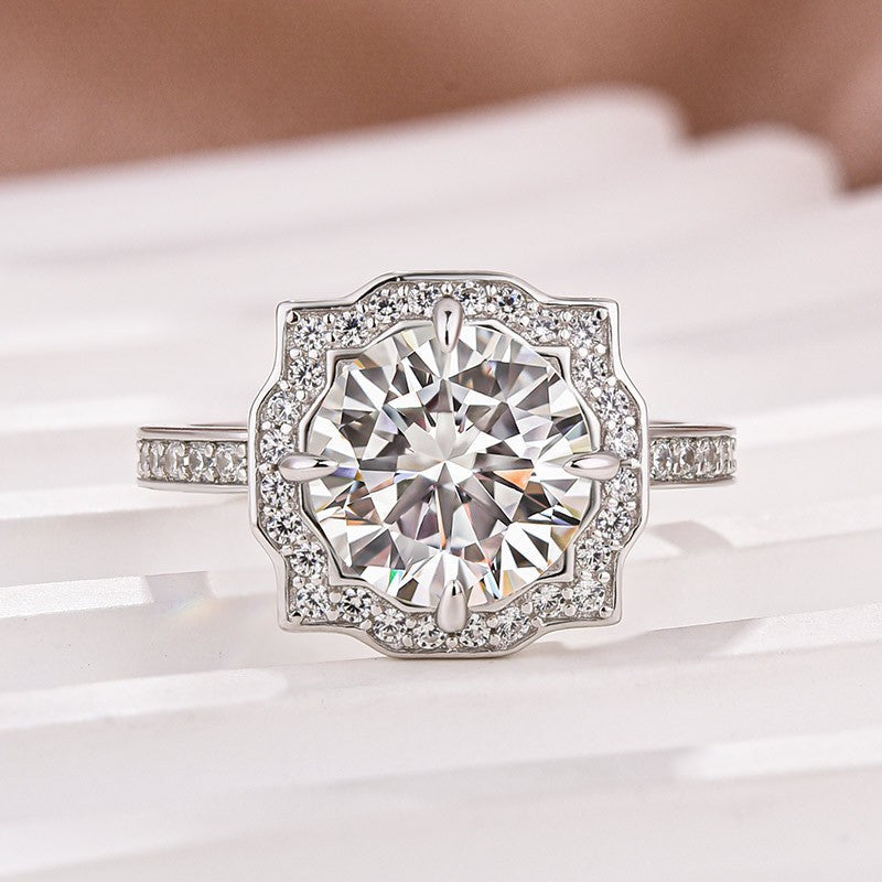 Gelovely Moissanite 3.0Ct Halo Round White Gold Engagement Ring
