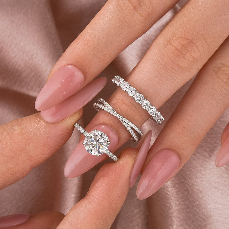 S925 Moissanite 2.0 Ct Round Cut Diamond Wedding Ring with Twist Bands