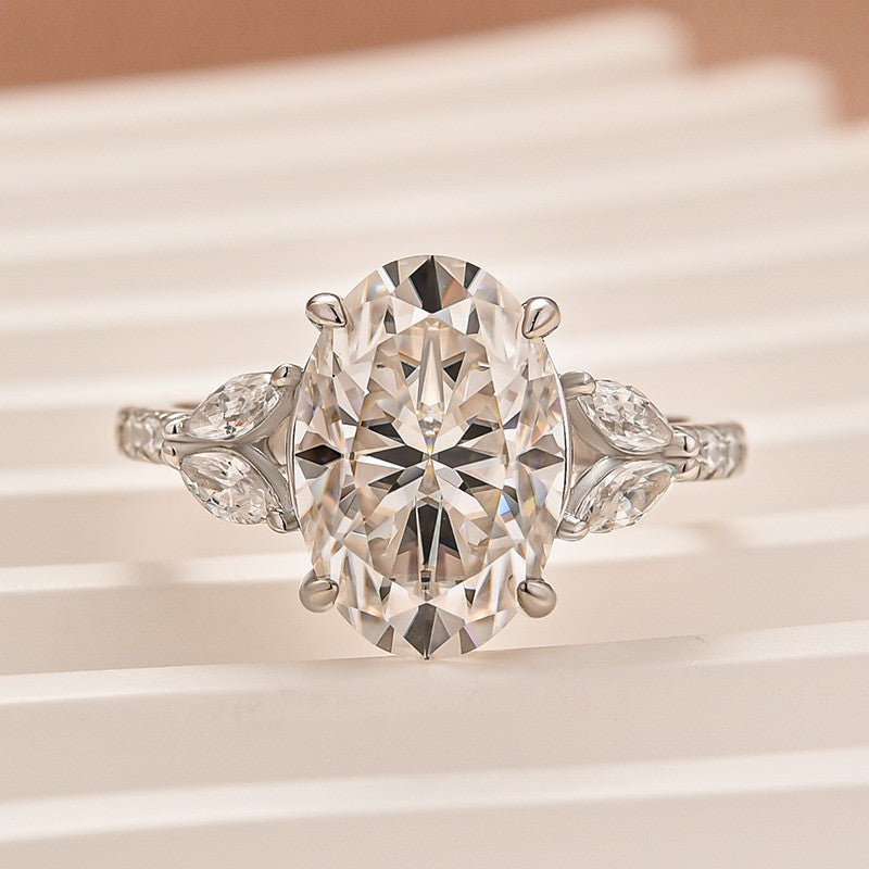 Gelovely Moissanite 4.0 Ct Oval and Angled Marquise Five Stone White Gold Engagement Ring