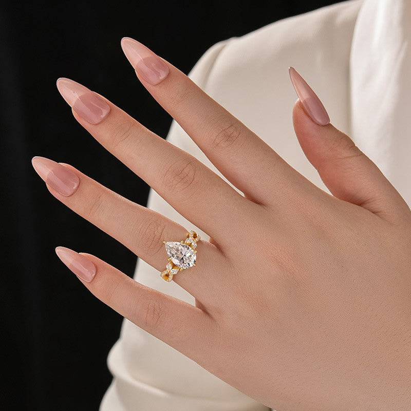 Moissanite Vintage 4.0Ct Pear Cut Twist Engagement Ring Travel Ring In Sterling Silver