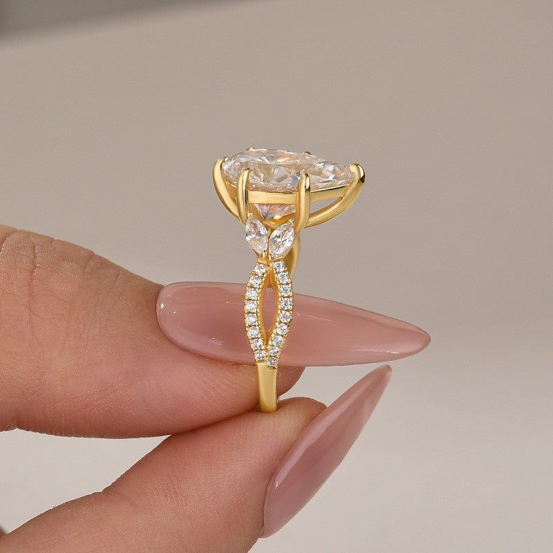 Moissanite Vintage 4.0Ct Pear Cut Twist Engagement Ring Travel Ring In Sterling Silver