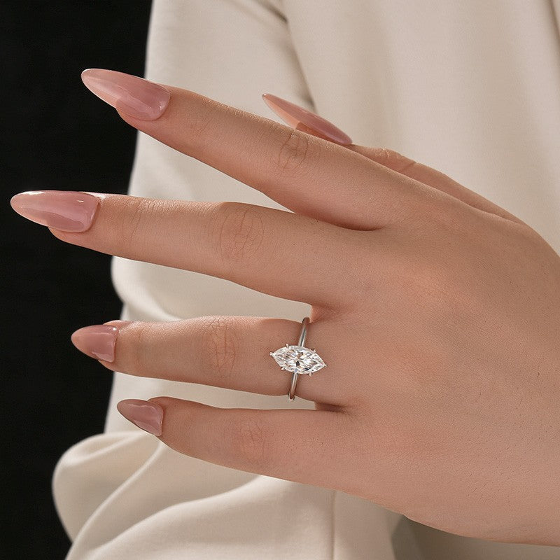Moissanite 1.0 Ct/2.0 Ct/3.0Ct Marquise Cut Solitaire White Gold Promise Ring For Women