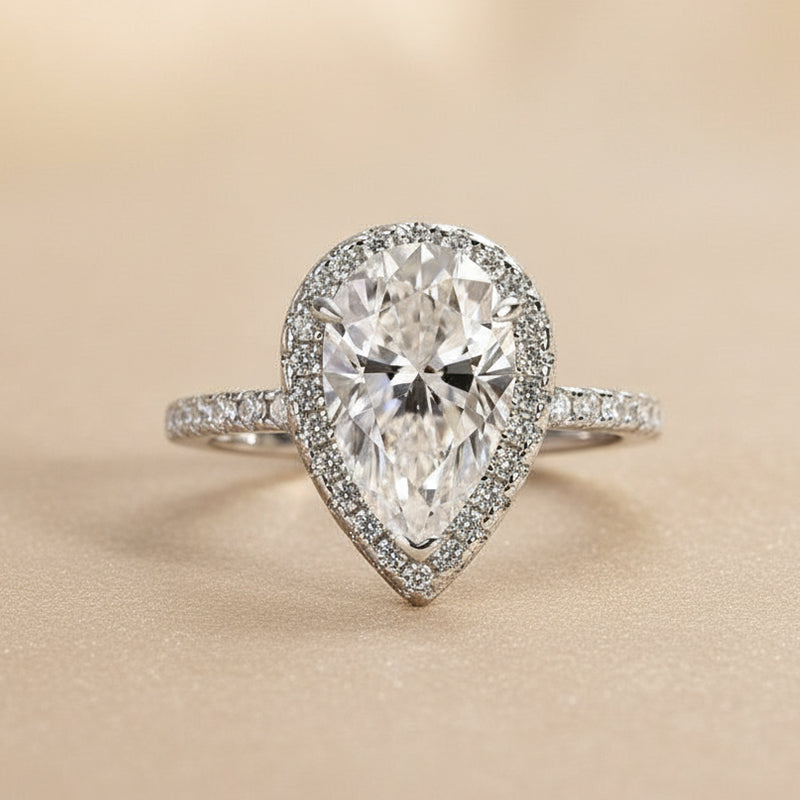 Gelovely Moissanite 2.5 Ct Pear Cut Halo Engagement Ring For Women