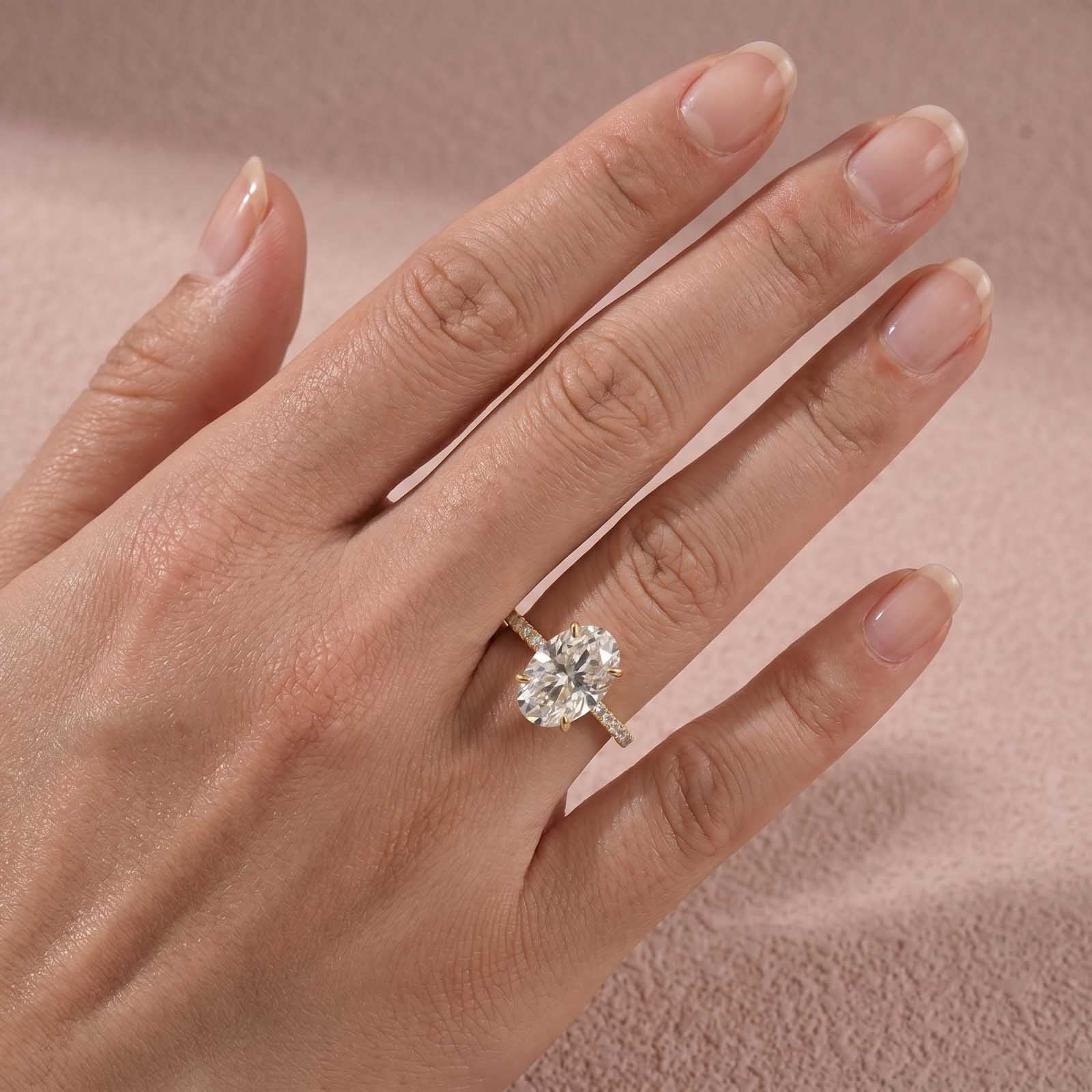 S925 Moissanite 2.0 Ct ~5.5 Ct Oval Cut Pavé Yellow Gold Engagement Ring Stackable Ring