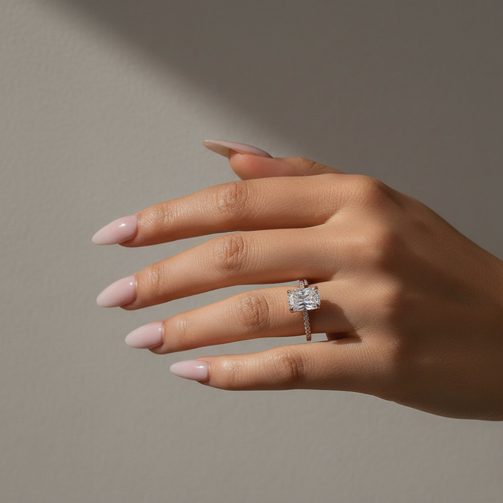 Gelovely Moissanite 2.0 Ct～3.5 Ct Radiant Cut Rose Gold Engagement Ring For Women