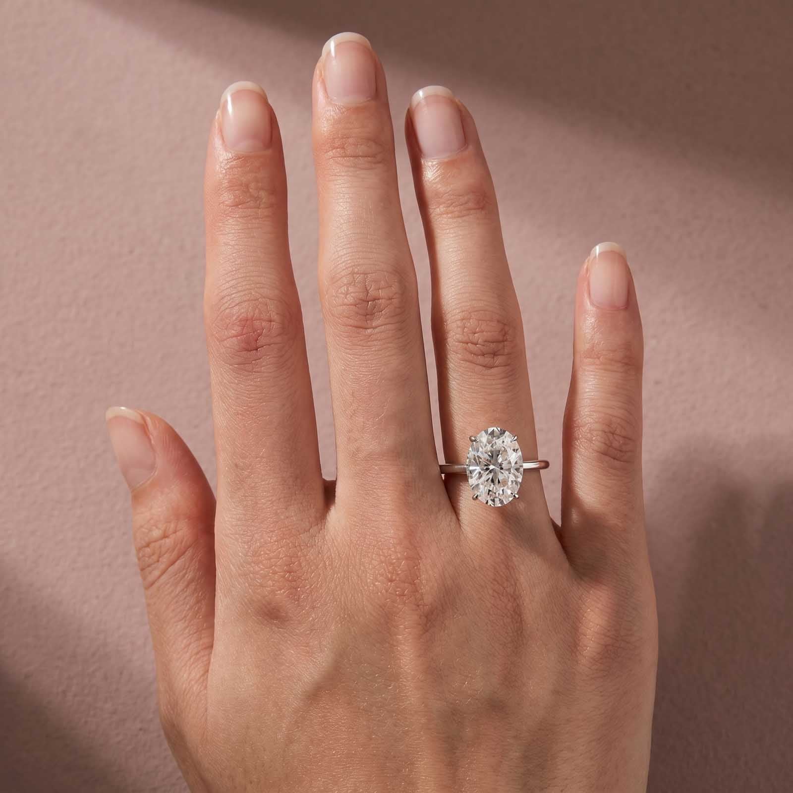 Gelovely Moissanite 2.0Ct~5.5Ct Oval Cut Promise Ring For Women