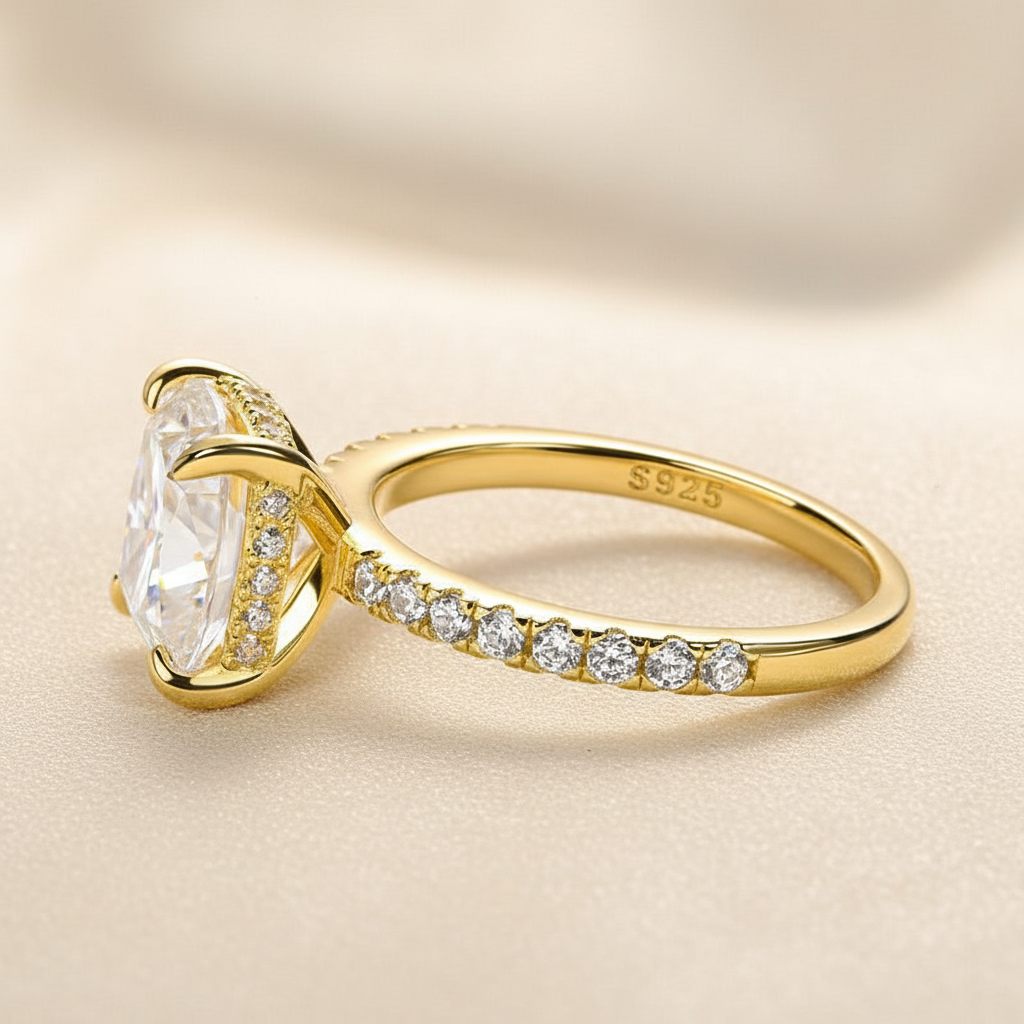 S925 Moissanite 3.0 Ct Cushion Cut Yellow Gold Engagement Ring For Women