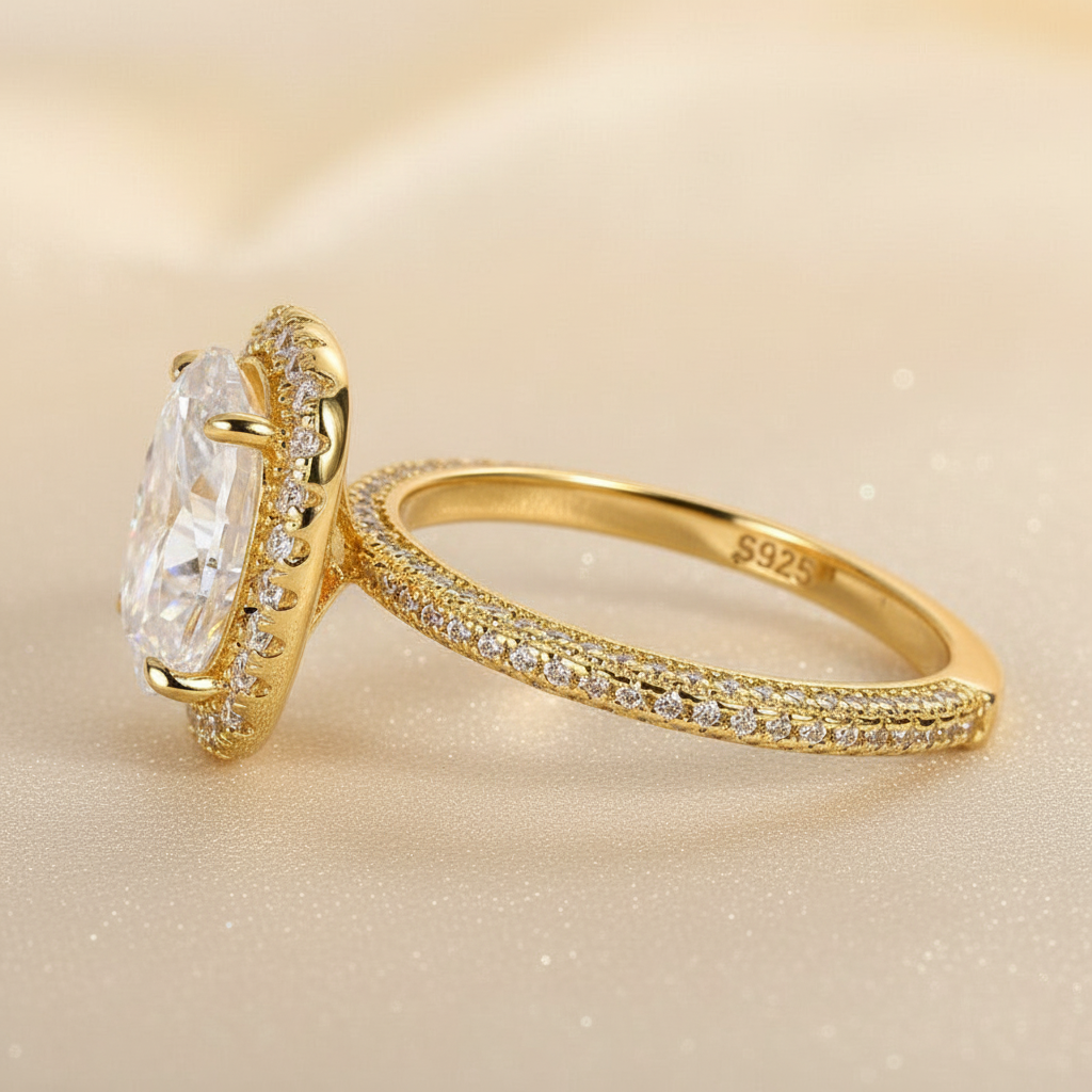 Gelovely Moissanite 2.5 Ct Halo Oval Cut Yellow Gold Promise Ring