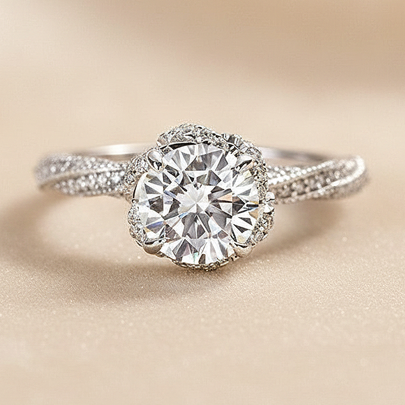 S925 Moissanite 1.0 Ct Flower Design Promise Ring For Women