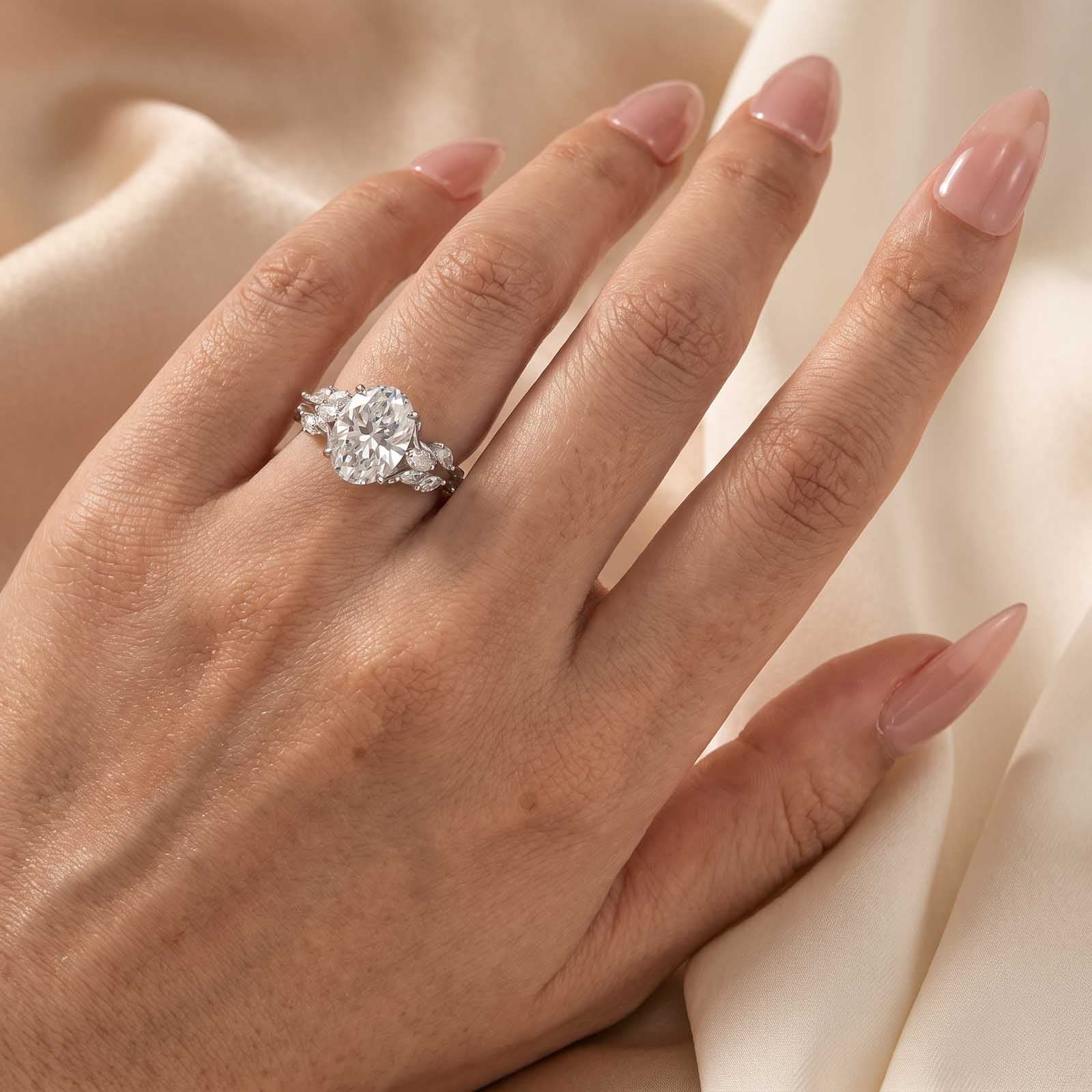 S925 Moissanite 3.0Ct Oval Cut Side Stone Twist Nature-Inspired Engagement Ring In Sterling Silver