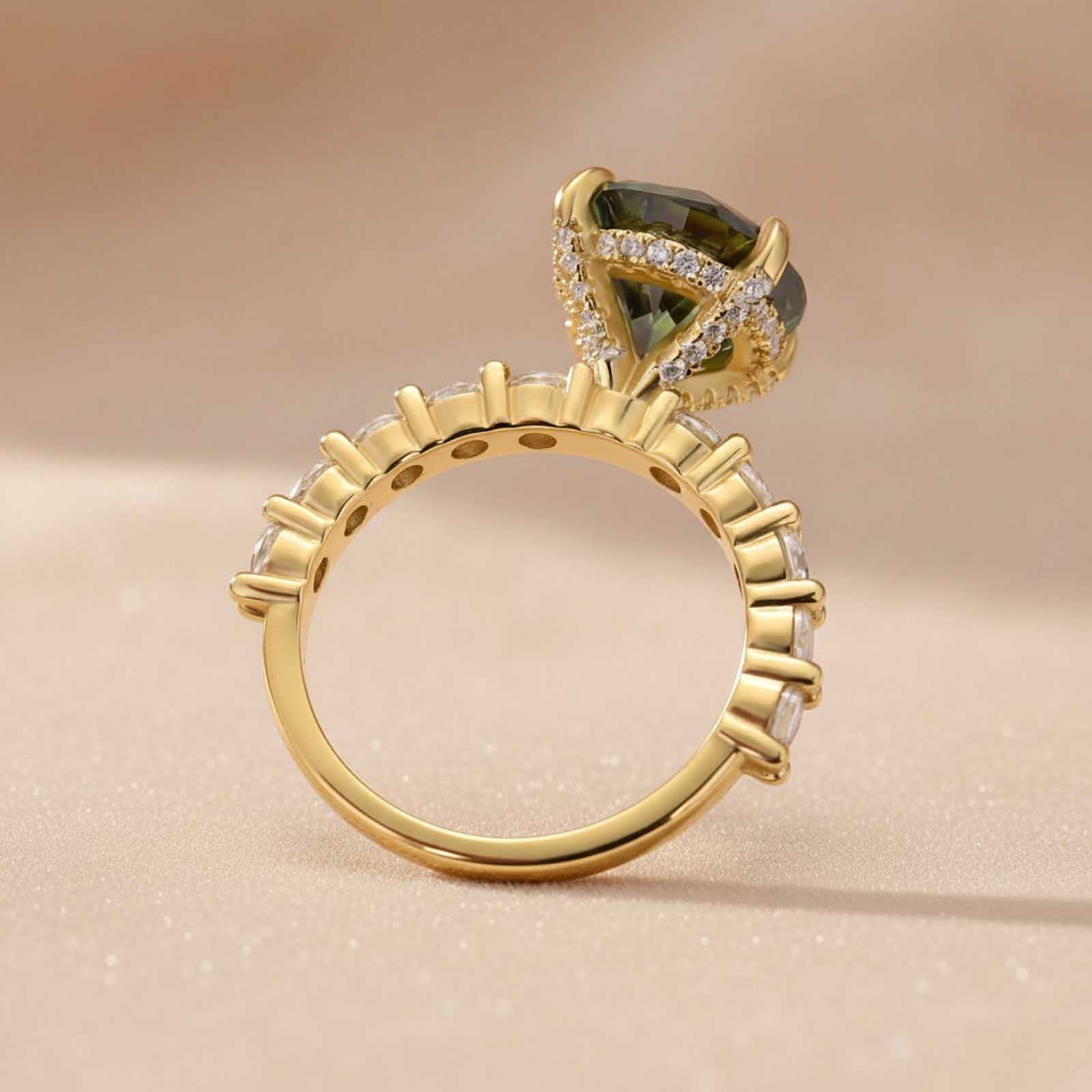 S925 Moissanite 4.0Ct Green Stone Round Cut Yellow Gold Engagement Ring