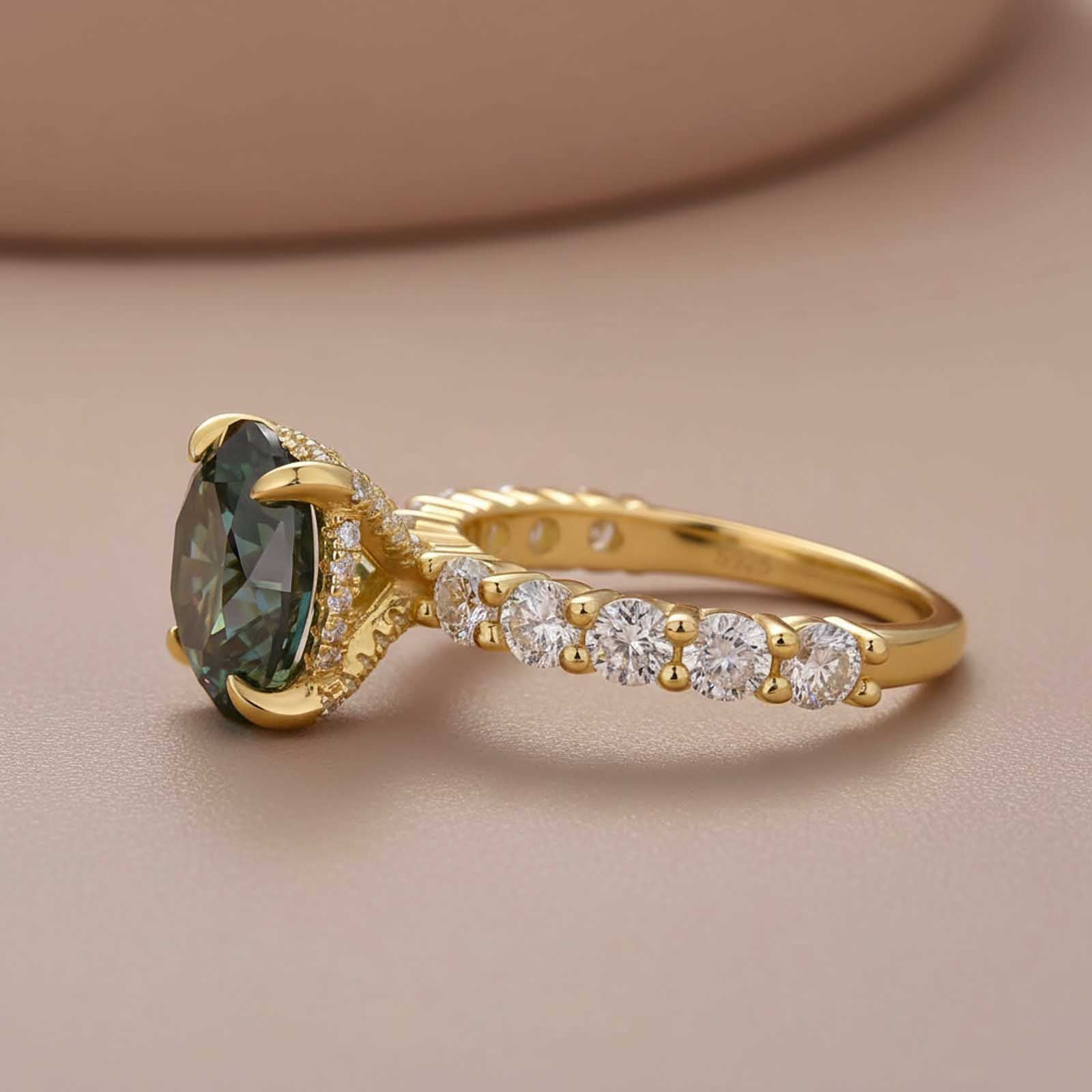 S925 Moissanite 4.0Ct Green Stone Round Cut Yellow Gold Engagement Ring
